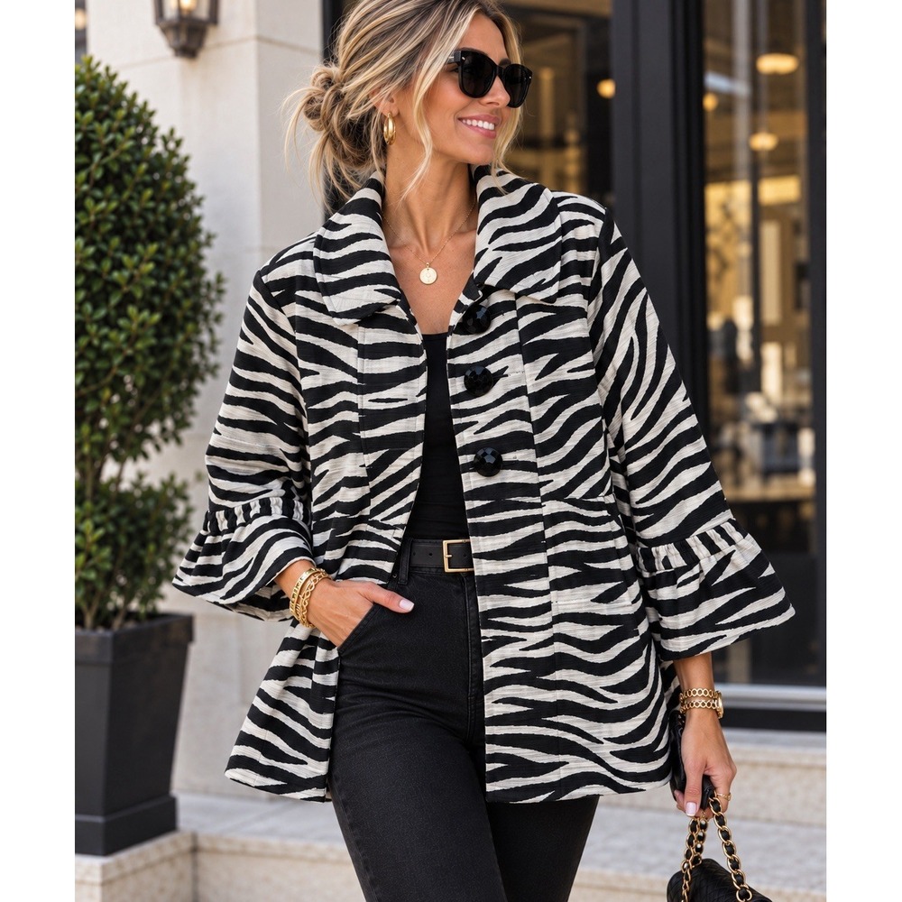 Multiples Petite PL Zebra Print Jacket Black White Artsy Statement 3/4 Sleeve